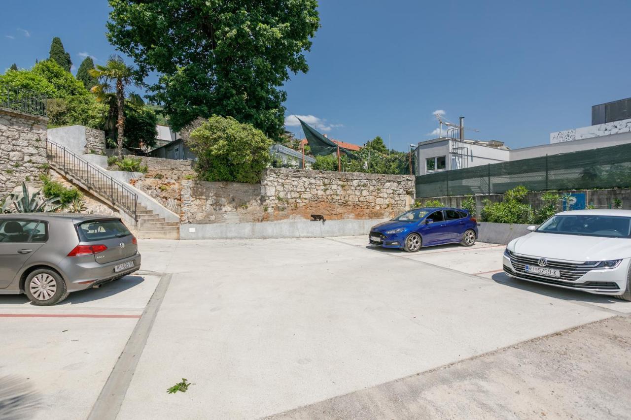 Apartman Gloria *